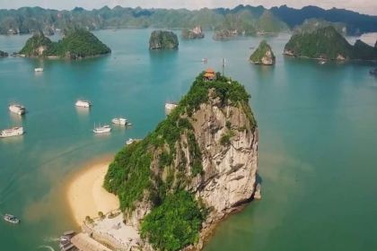 Halong bay deluxe cruise day trip from Hanoi