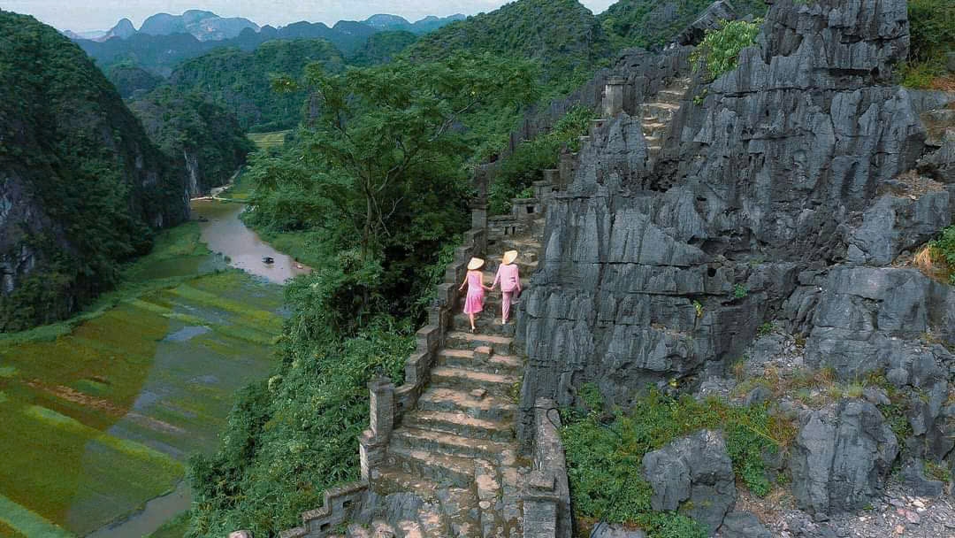 Mua_cave_Signature_Ninh_Binh
