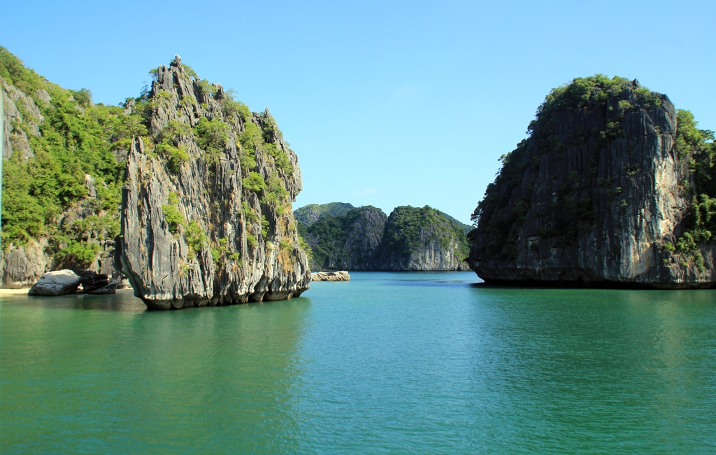 Signature_Lan_ha_bay_landscapes