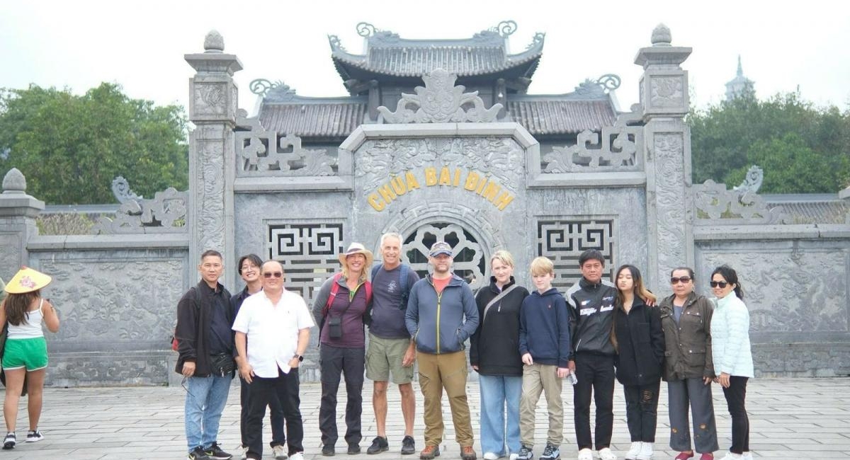 Signature_Ninh_Binh_Bai_Dinh_Pagoda
