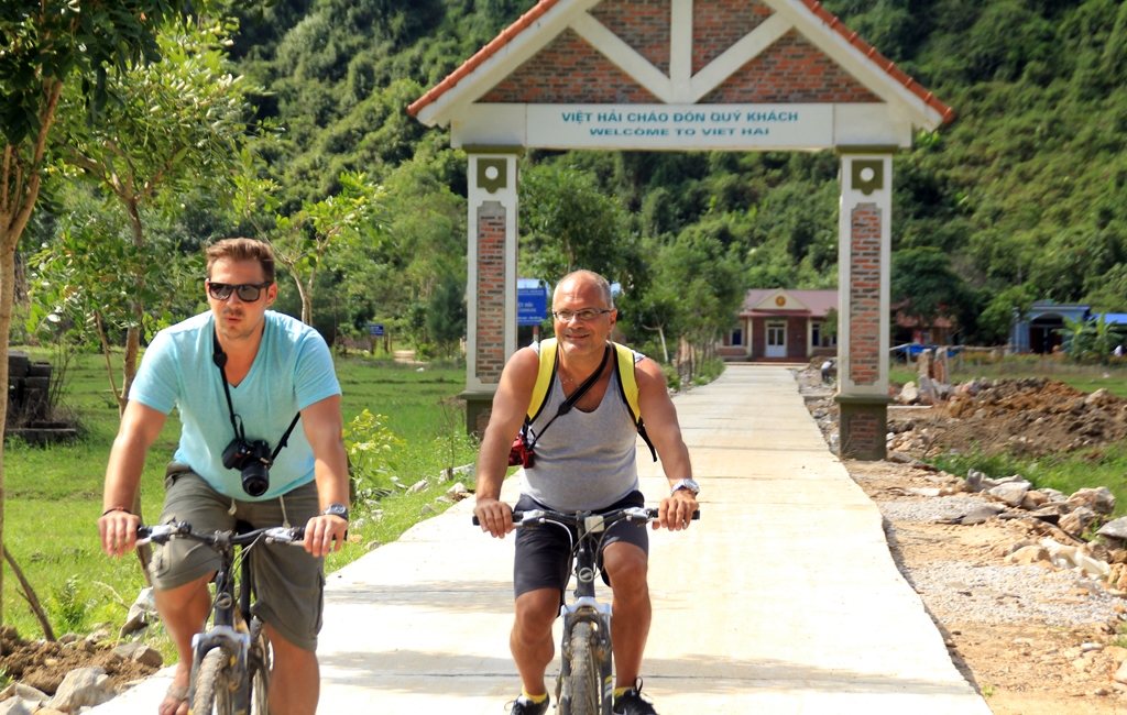 Signature_Lan_ha_bay_Viethai_villages