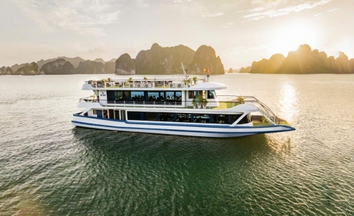 Halong bay Luxury cruise day trip from Hanoi