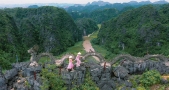 Signature_Ninh_Binh_Mua_cave