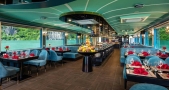 Signature_Halong_day_trip_restaurant